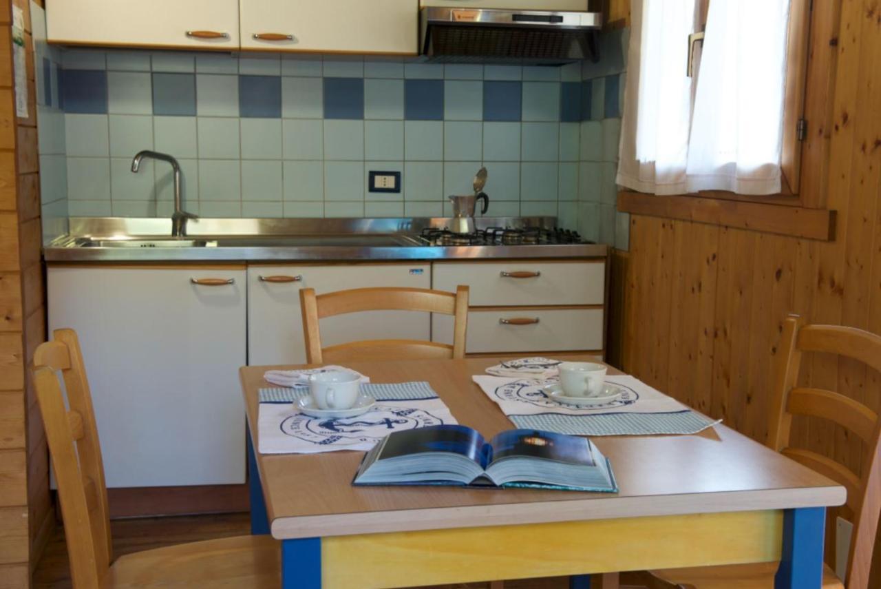 Le Dune Villaggio Lido Di Fondi Kültér fotó